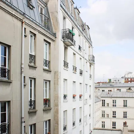 Apartment Charming 30m Near The Sacre-coeur Paris